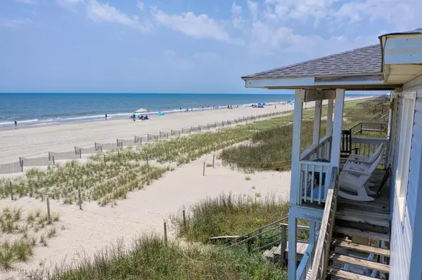 Holden Beach, NC 28462,215 Ocean BLVD W