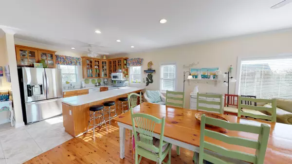 Pine Knoll Shores, NC 28512,137 Dogwood CIR