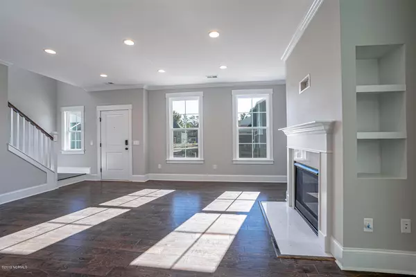 Wilmington, NC 28411,7213 Maple Leaf DR