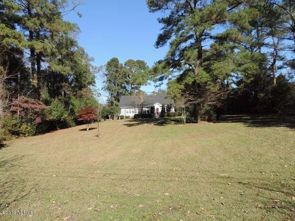 Wallace, NC 28466,556 W Main ST