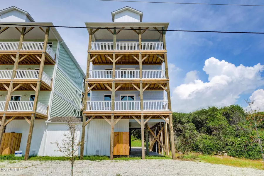 5717 18th AVE, North Topsail Beach, NC 28460