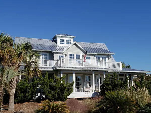 11 Coquina Trail, Bald Head Island, NC 28461