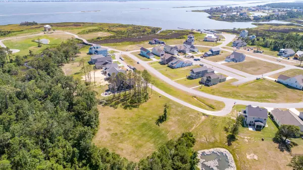 205 Bogue Carrier CT, Newport, NC 28570