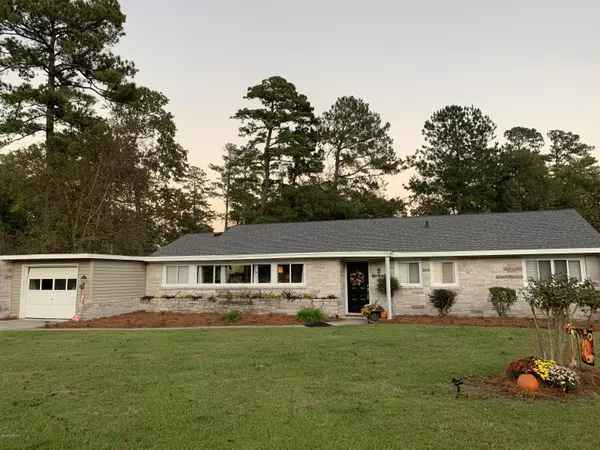 Whiteville, NC 28472,1106 Forest DR