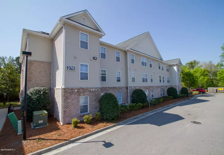 376 S Kerr AVE #303, Wilmington, NC 28403