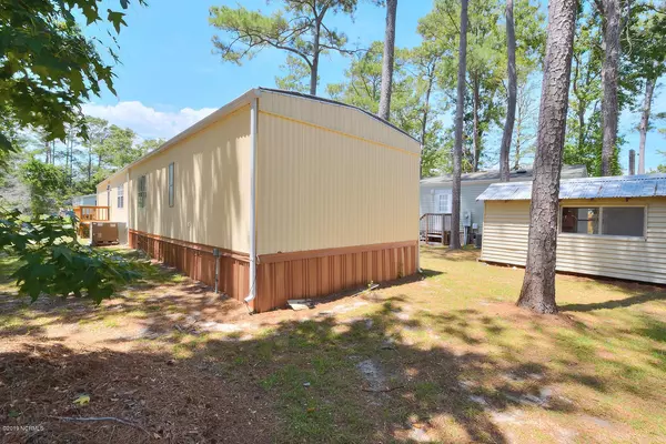 Oak Island, NC 28465,212 NE 76th ST