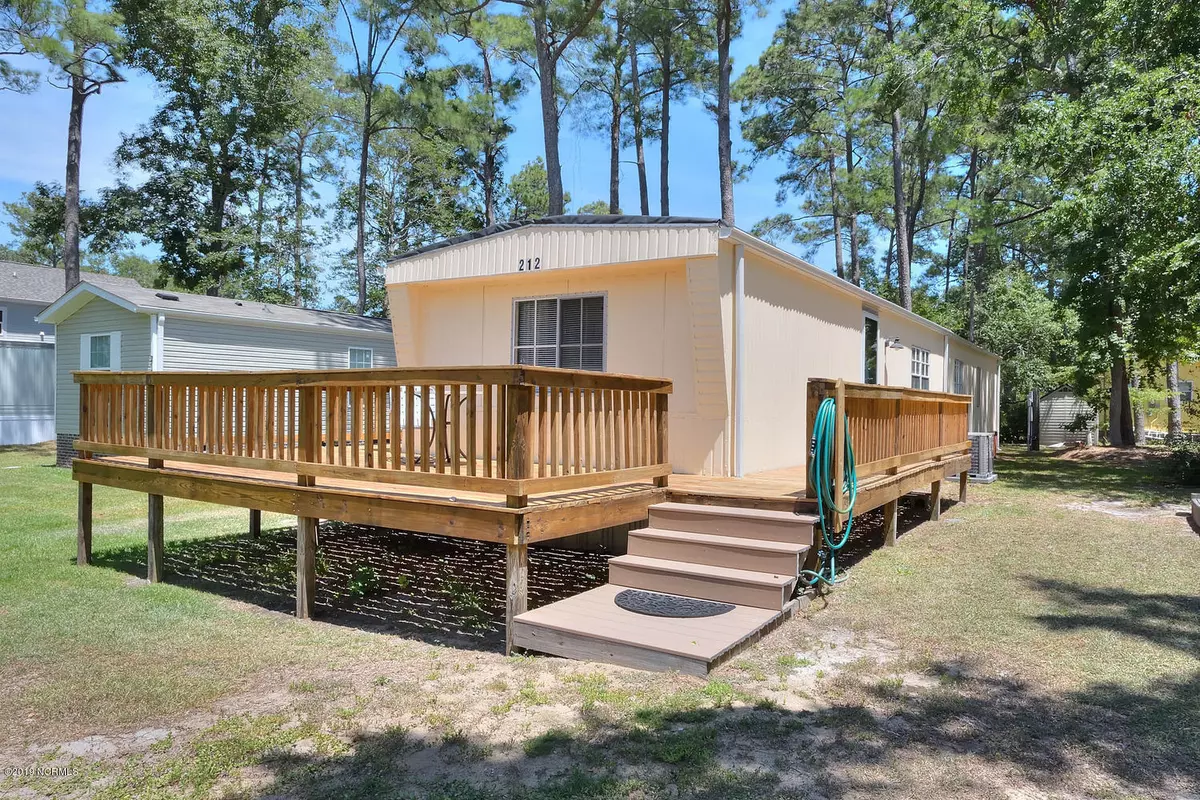 Oak Island, NC 28465,212 NE 76th ST