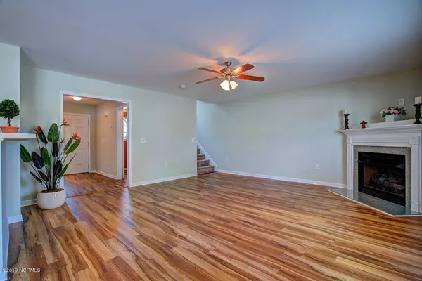 Southport, NC 28461,4933 Montserrat DR