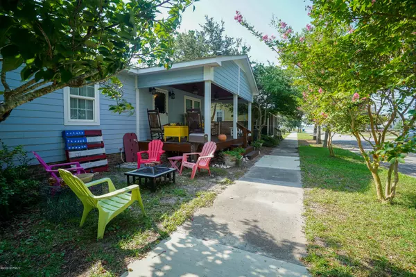 1313 Shepard ST, Morehead City, NC 28557