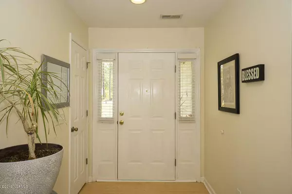 Southport, NC 28461,440 Crestview DR