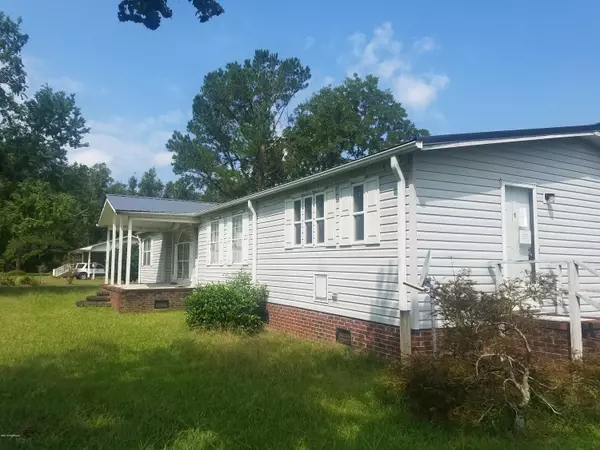 Watha, NC 28478,865 Camp Kirkwood RD
