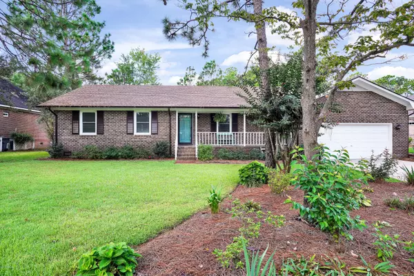 8827 W Telfair CIR, Wilmington, NC 28412