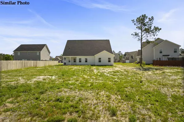 Hubert, NC 28539,689 Aria LN