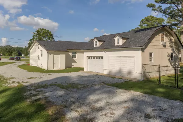 Hubert, NC 28539,1103 Duchess LN