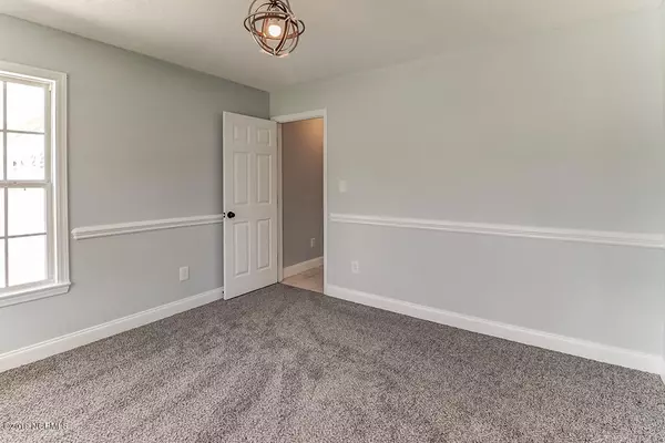 Jacksonville, NC 28546,107 Corolla CT