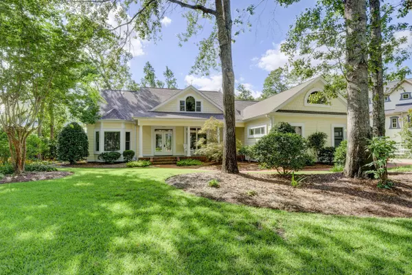 1040 Club CT, Belville, NC 28451