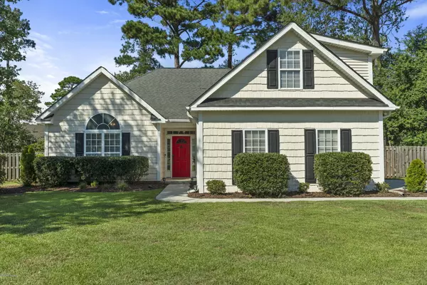 324 Foxwood LN, Wilmington, NC 28409