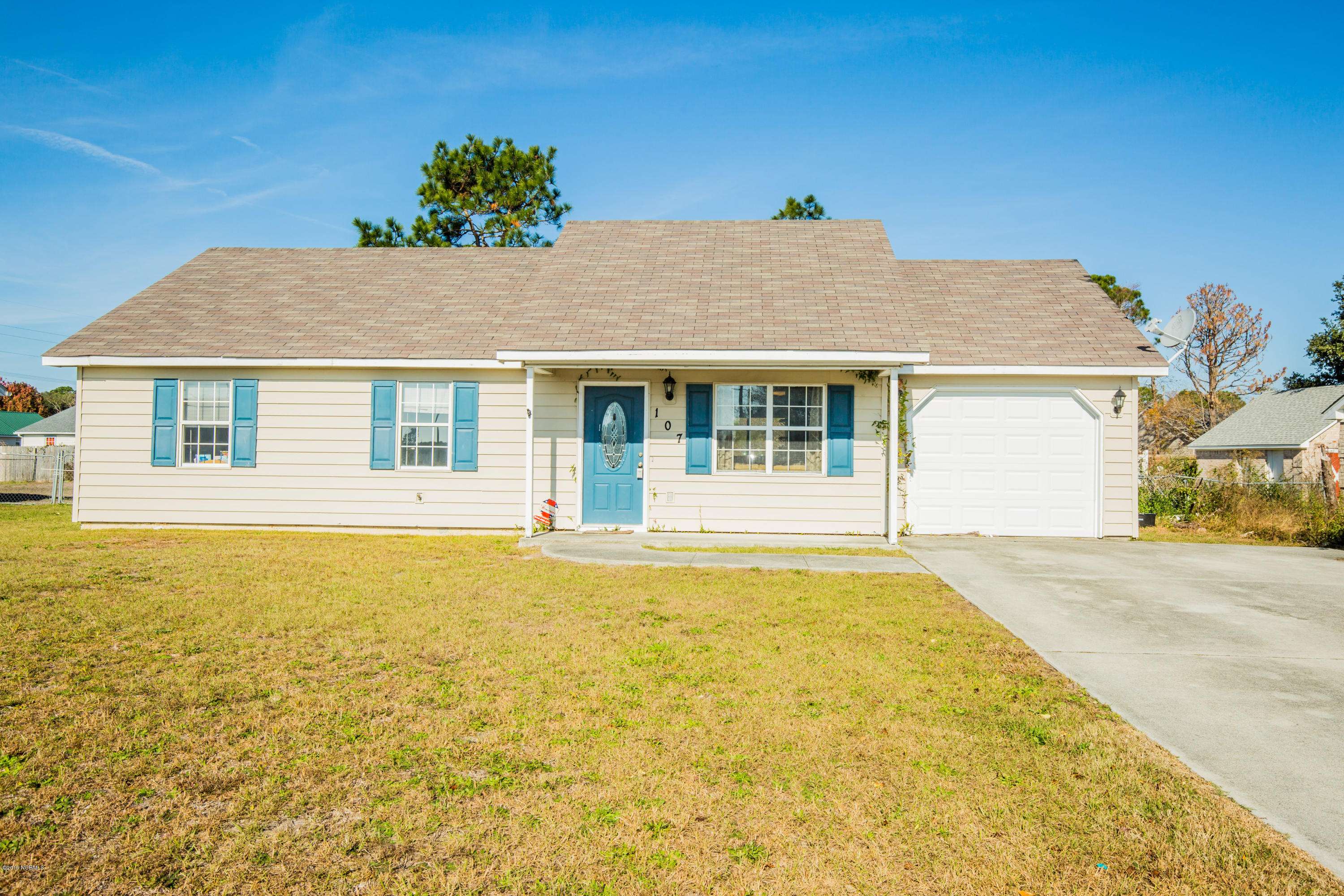 Hubert, NC 28539,107 Foxtrace LN