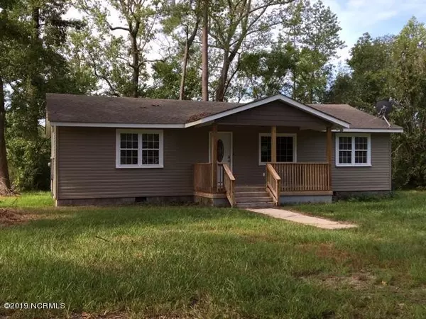 26909 Nc Highway 210, Currie, NC 28435