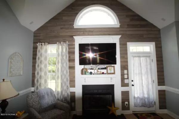 Winterville, NC 28590,377 Branchwood DR