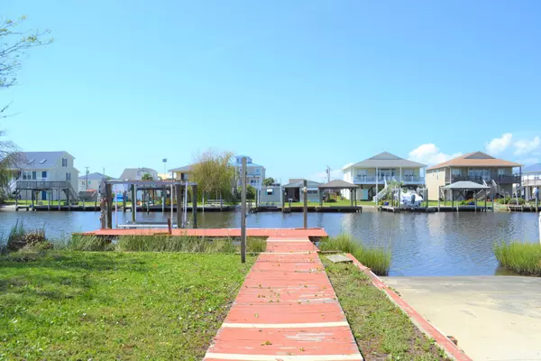 Surf City, NC 28445,9085 9th ST