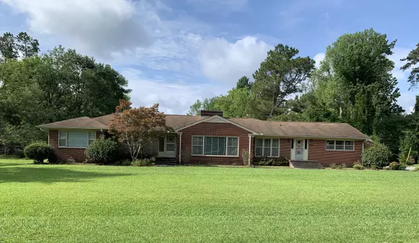 103 South ST, Bayboro, NC 28515