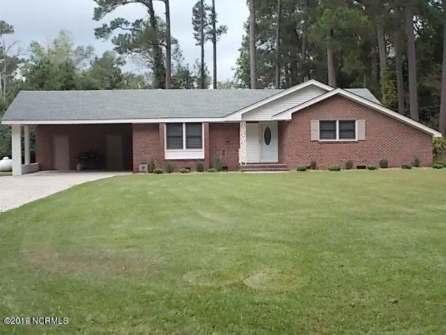 Whiteville, NC 28472,234 Country Club RD