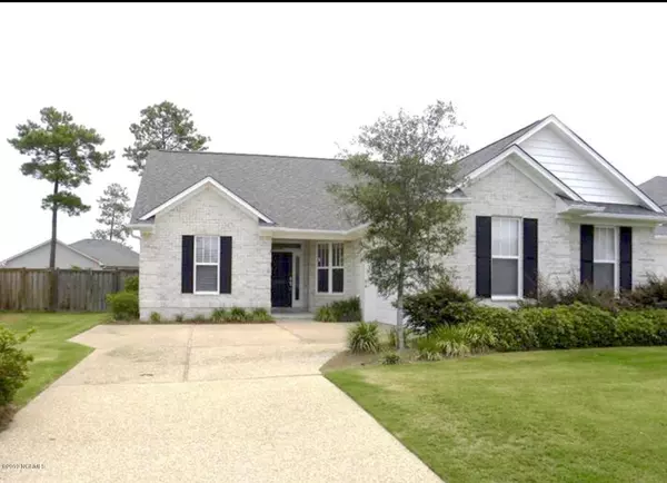 1053 Garden Club WAY, Leland, NC 28451