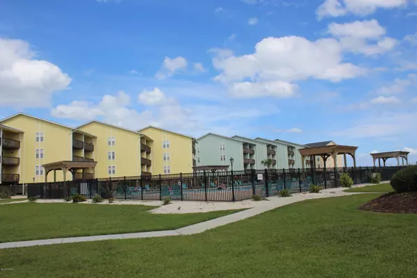 Surf City, NC 28445,918 N New River DR #624