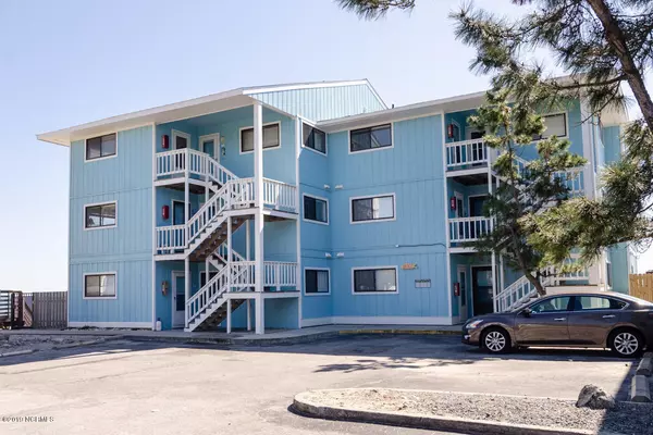 1437 Fort Fisher BLVD S #B2, Kure Beach, NC 28449