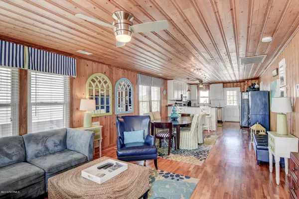 Holden Beach, NC 28462,214 Ocean BLVD W