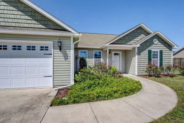 Holly Ridge, NC 28445,406 Ridgeway LN