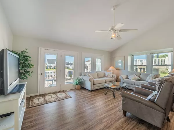 Surf City, NC 28445,9033 9th ST W