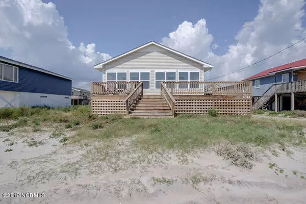 Surf City, NC 28445,1311 N Shore DR