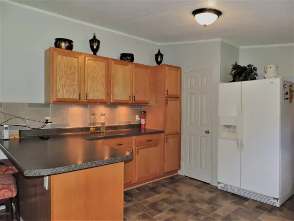 Burgaw, NC 28425,553 Bell Williams RD