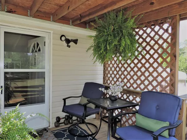 Burgaw, NC 28425,553 Bell Williams RD