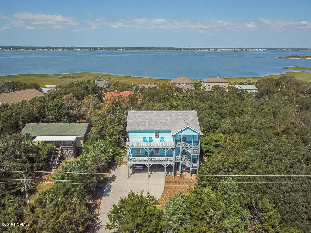 Emerald Isle, NC 28594,5210 Emerald DR