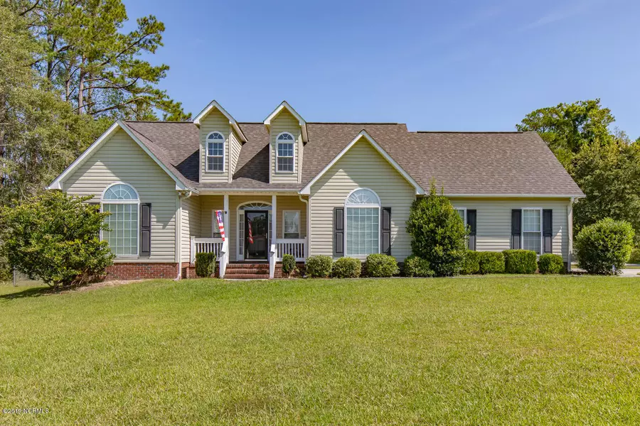 109 Bronco LN, Jacksonville, NC 28540