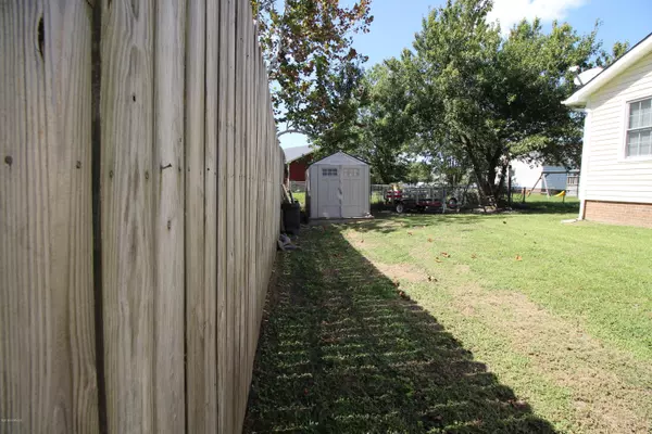 Winterville, NC 28590,553 Channel DR