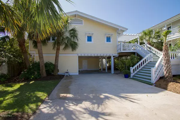 Wrightsville Beach, NC 28480,9 Palmetto DR