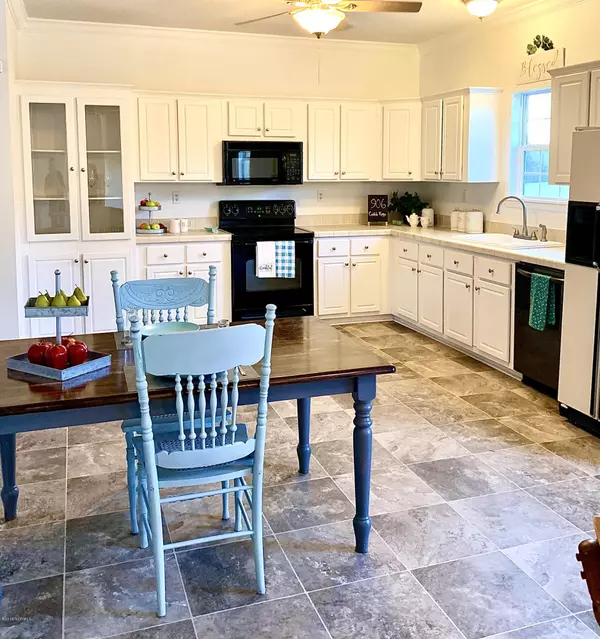 Nashville, NC 27856,906 Cobble Ridge RD