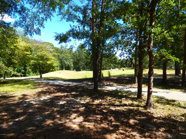 Ocean Isle Beach, NC 28469,510 Cliffside Point SW