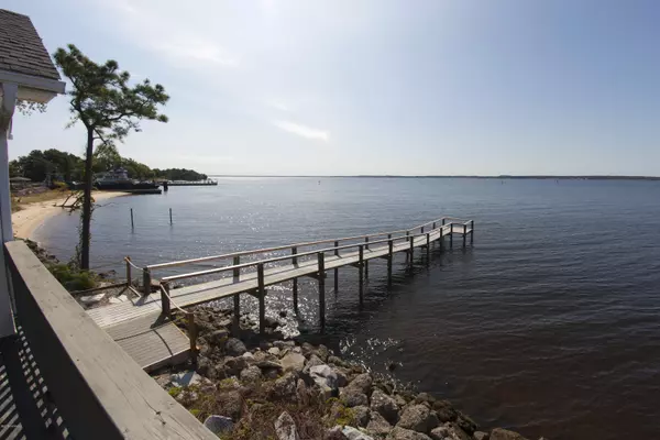 Minnesott Beach, NC 28510,179 Country Club DR