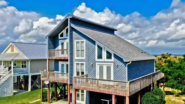 Oak Island, NC 28465,506 Caswell Beach RD