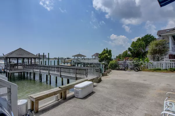 Wrightsville Beach, NC 28480,111 S Channel DR