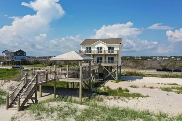 North Topsail Beach, NC 28460,1310 New River Inlet Road