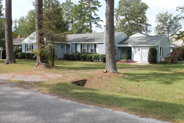 Whiteville, NC 28472,1111 Woodland DR