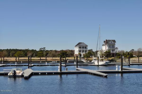 Newport, NC 28570,13 Cannonsgate #B13