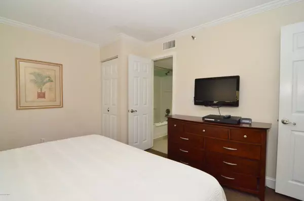 Wrightsville Beach, NC 28480,2700 N Lumina AVE #213