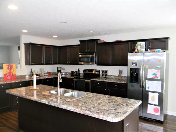 New Bern, NC 28562,3133 Bettye Gresham LN